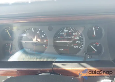 1996 Jeep Cherokee Country z USA, uszkodzony, nr VIN 1J4FJ78S4TL143410